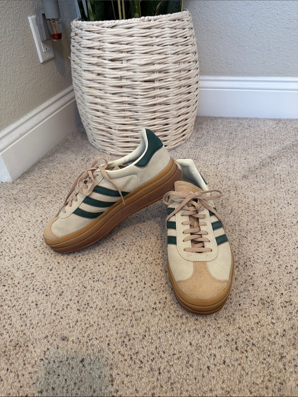 Adidas Gazelle Cream & Dark Green Low-Profile Sneakers